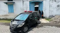 Jenazah PB XIII Tiba di Keraton Surakarta, Disambut Kerabat dan Abdi Dalem