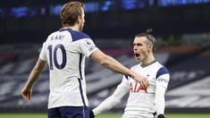 Tottenham Hotspur tampil garang saat menjamu sesama tim asal London, Crystal Palace pada laga Liga Inggris. Dua bomber andalan Jose Mourinho yakni Gareth Bale dan Harry Kane jadi bintang di laga tersebut. (Julian Finney/Pool via AP)