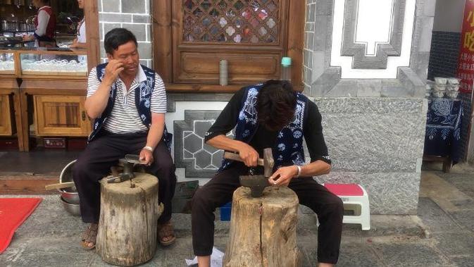 Suasanan di Dali Old Town, kota tua yang jadi ikon bersejarah Provinsi Yunnan, China. (Liputan6.com/Afra Augesti)