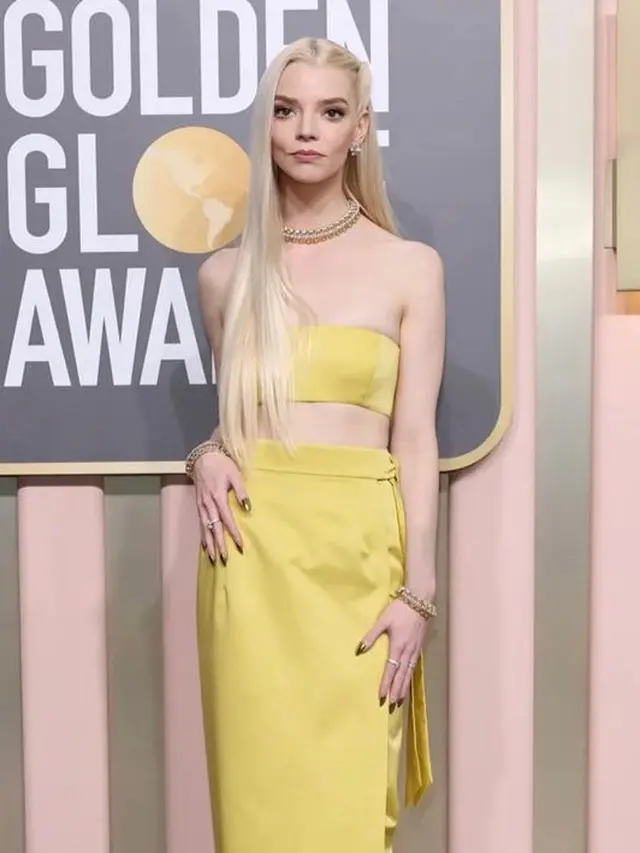 6 Parade Perhiasan Mewah Artis di Ajang Golden Globe 2023, Jenna Ortega hinga Selena Gomez