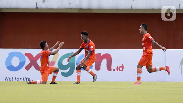 FOTO: Hattrick Assanur Rijal Bawa Persiraja Taklukkan Persita
