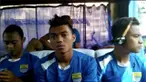 Ekspresi para pemain Persib Bandung jelang menggelar latihan hari ini di SUGBK, Sabtu (2/4/2016) WIB.