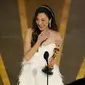 Michelle Yeoh menang Piala Oscar 2023 lewat film Everything Everywhere All At Once. (Foto: AP Photo/Chris Pizzello)