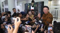 Basuki Tjahaja Purnama alias Ahok diperiksa sebagai salah satu saksi perihal kasus dugaan tindak pidana korupsi tata kelola minyak mentah dan produk kilang pada PT Pertamina (Persero), Subholding Pertamina dan Kontraktor Kontrak Kerja Sama (KKKS) tahun 2018-2023. (merdeka.com/Arie Basuki)