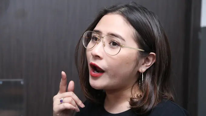 [Bintang] Prilly Latuconsina