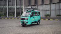 Produsen kendaraan listrik Selis, PT Juara Bike, anak usaha PT Gaya Abadi Sempurna Tbk (SLIS), resmi meluncurkan Selis Bromo, mobil listrik roda tiga pertama di Indonesia.