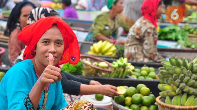 Pedagang pasar terapung