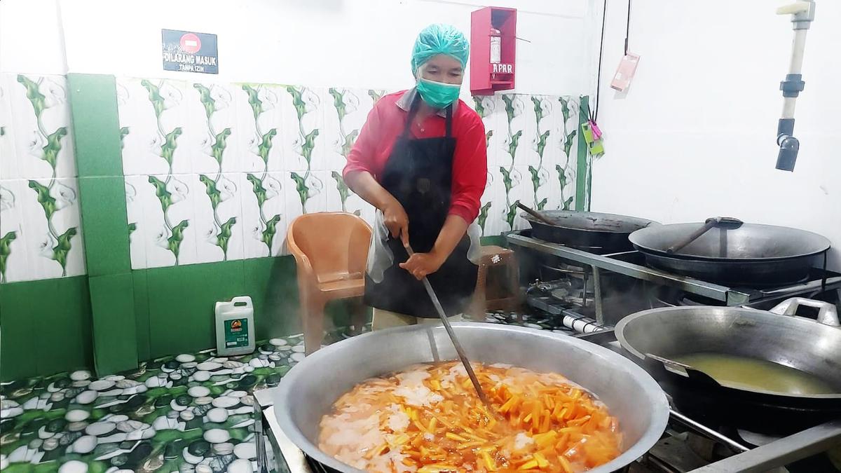 Didukung KUR BRI, UMKM Ini Sukses Jadi Pemasok Program Makan Bergizi Gratis dan Buka Lapangan Kerja