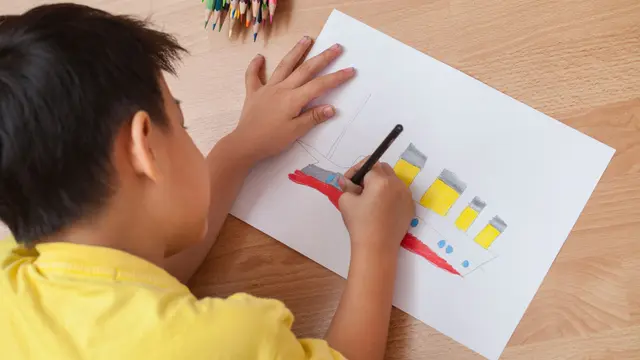 Ajak Si Buah Hati Berkreasi dengan Menggambar, Ternyata Dukung Stimulasi Tumbuh Kembangnya, Lho!