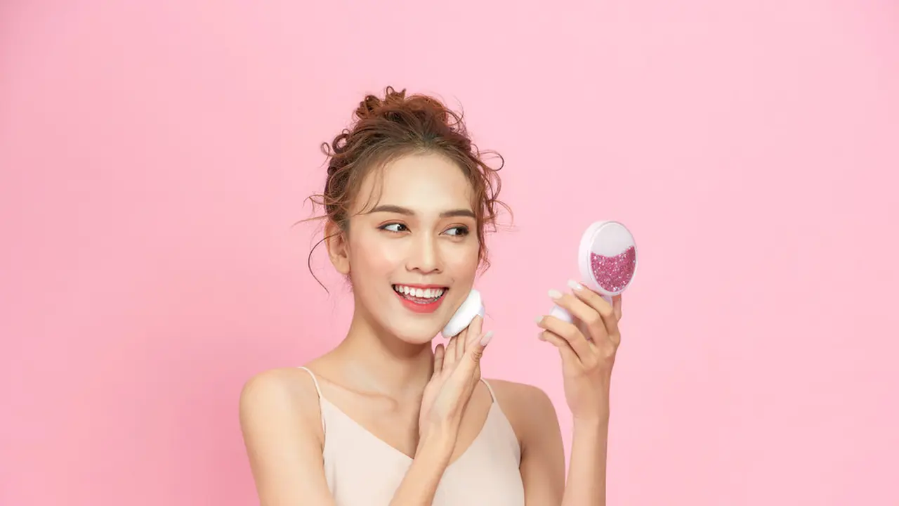 Memakai Cushion Tanpa Bedak dan Tetap Tahan Lama