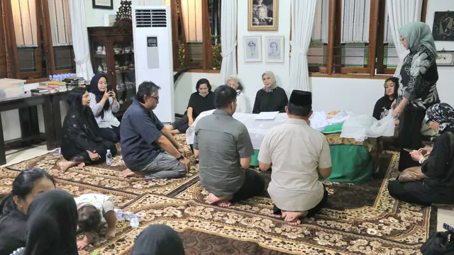 Mendagri Tito Sampaikan Duka atas Wafatnya Meriyati Hoegeng di Usia 100 Tahun