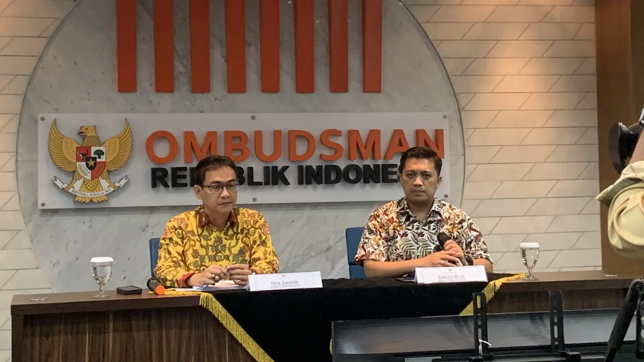 Ombudsman RI mengungkapkan sejumlah temuan dalam tinjauannya di lapangan pada pada operasional Kereta Cepat Jakarta Bandung (KCJB) atau Kereta Cepat Whoosh.