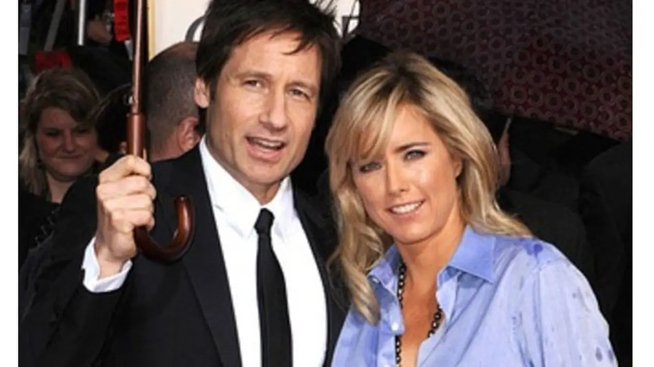 Kecanduan Seks, David Duchovny Bercerai dengan Sang Istri