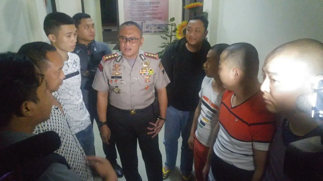 Ini lima WNA yang menjadi kaki tangan mafia penipuan dan berpusat di Semarang. (foto : /edhie prayitno ige)