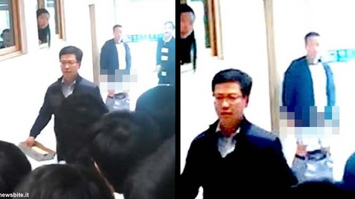 Uyda mast er porno oz xotinini dosti tomonidan sikilgan oshxonada uxlaydi