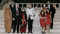 Penampilan keluarga Sinclair di prosesi akad hingga resepsi pernikahan BCL dan Tiko Aryawardhana. (Sumber: Instagram/aishahjennifer)