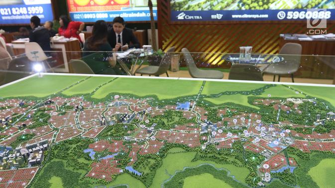 Site plan pembangunan perumahan dalam Indonesia Property Expo (IPEX) 2019 di JCC, Sabtu (2/1). Ada 167 pengembang terlibat dalam IPEX ini yang terdiri dari 116 pengembang KPR non subsidi dan 51 pengembang subsidi. (Liputan6.com/Angga Yuniar)