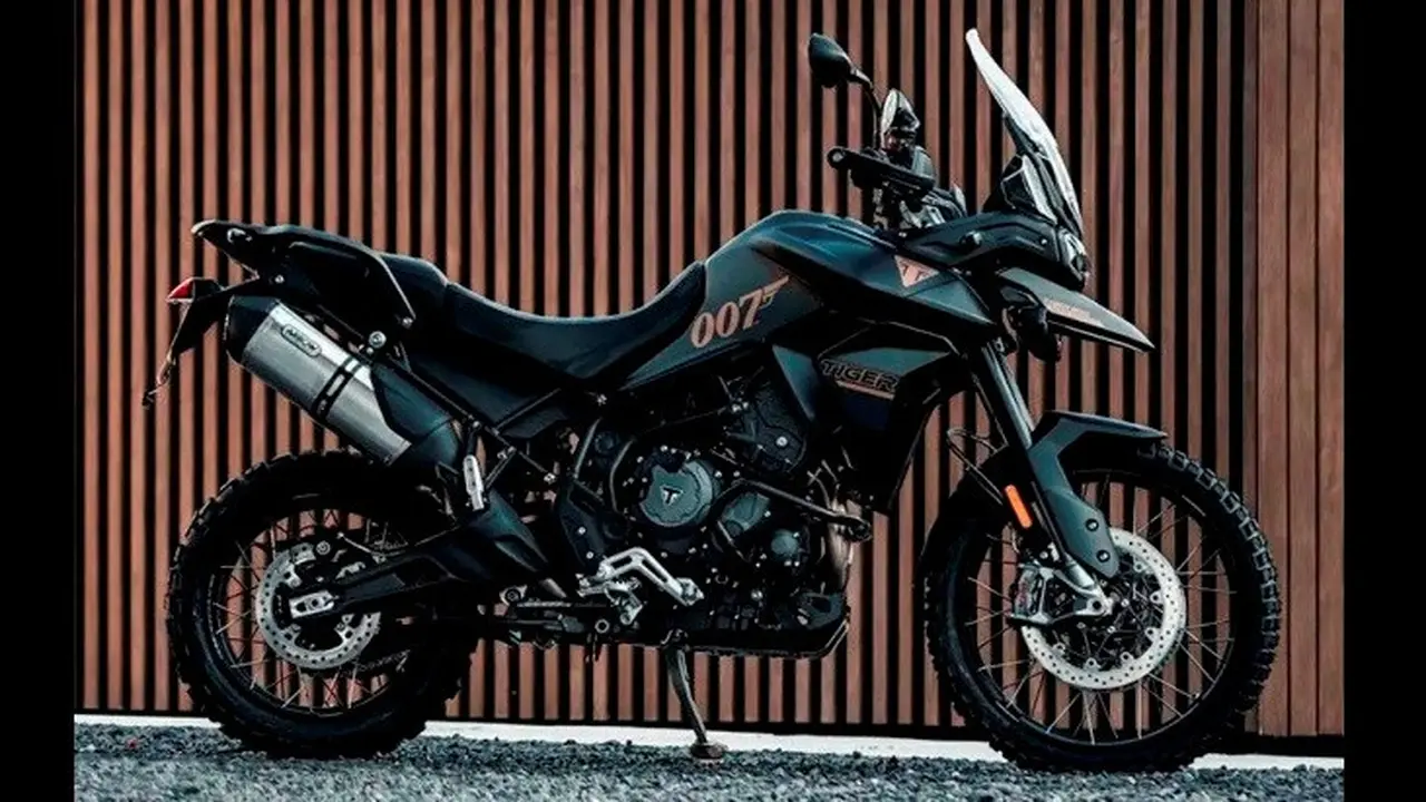 Triumph Tiger 900