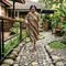 12 Cara Membuat Jalur Refleksi Kaki dari Batu Alam di Halaman Aman untuk Lansia