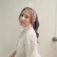 Gaya Rambut Panjang Prilly Latuconsina yang bisa jadi inspirasimu,credit: @prillylatuconsina96