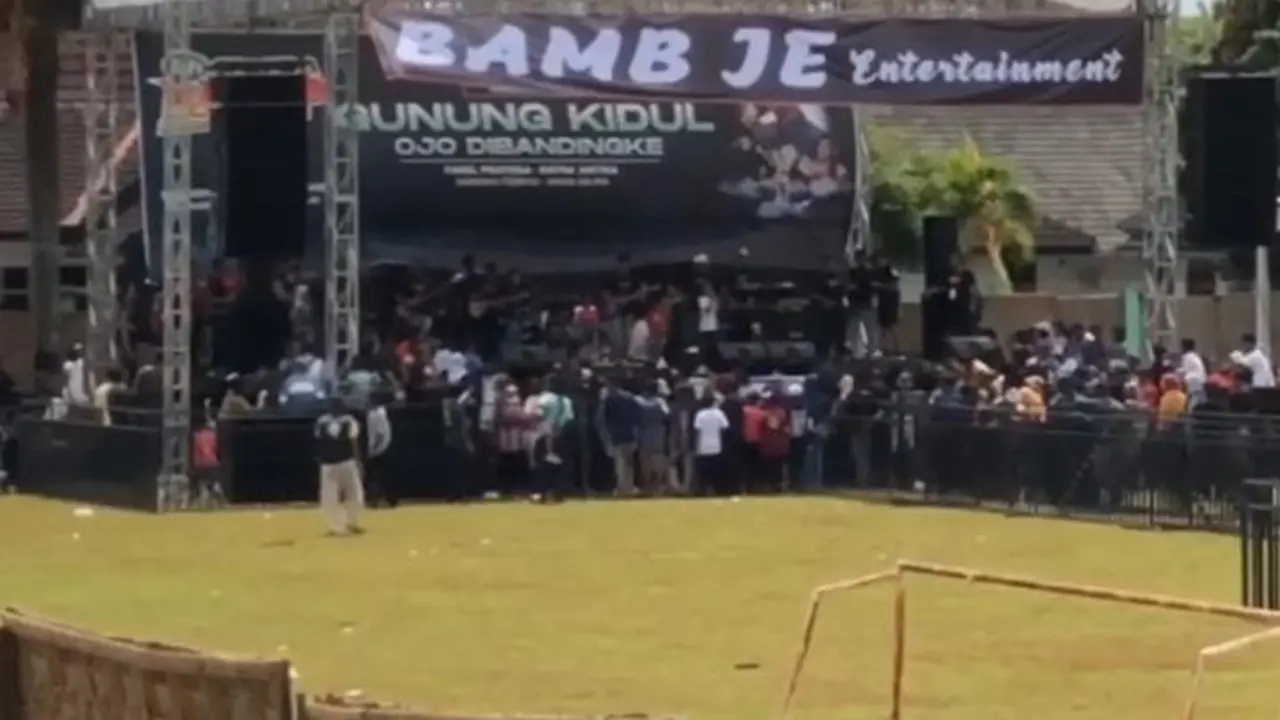 Konser Farel Prayoga di Gunungkidul sepi penonton. (Foto: Liputan6.com/Hendro Ary W)