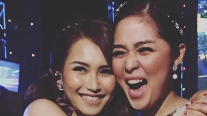 [Bintang] Ayu Ting Ting dan Gracia Indri