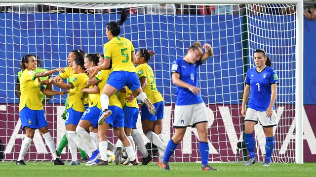 Italia v Brasil