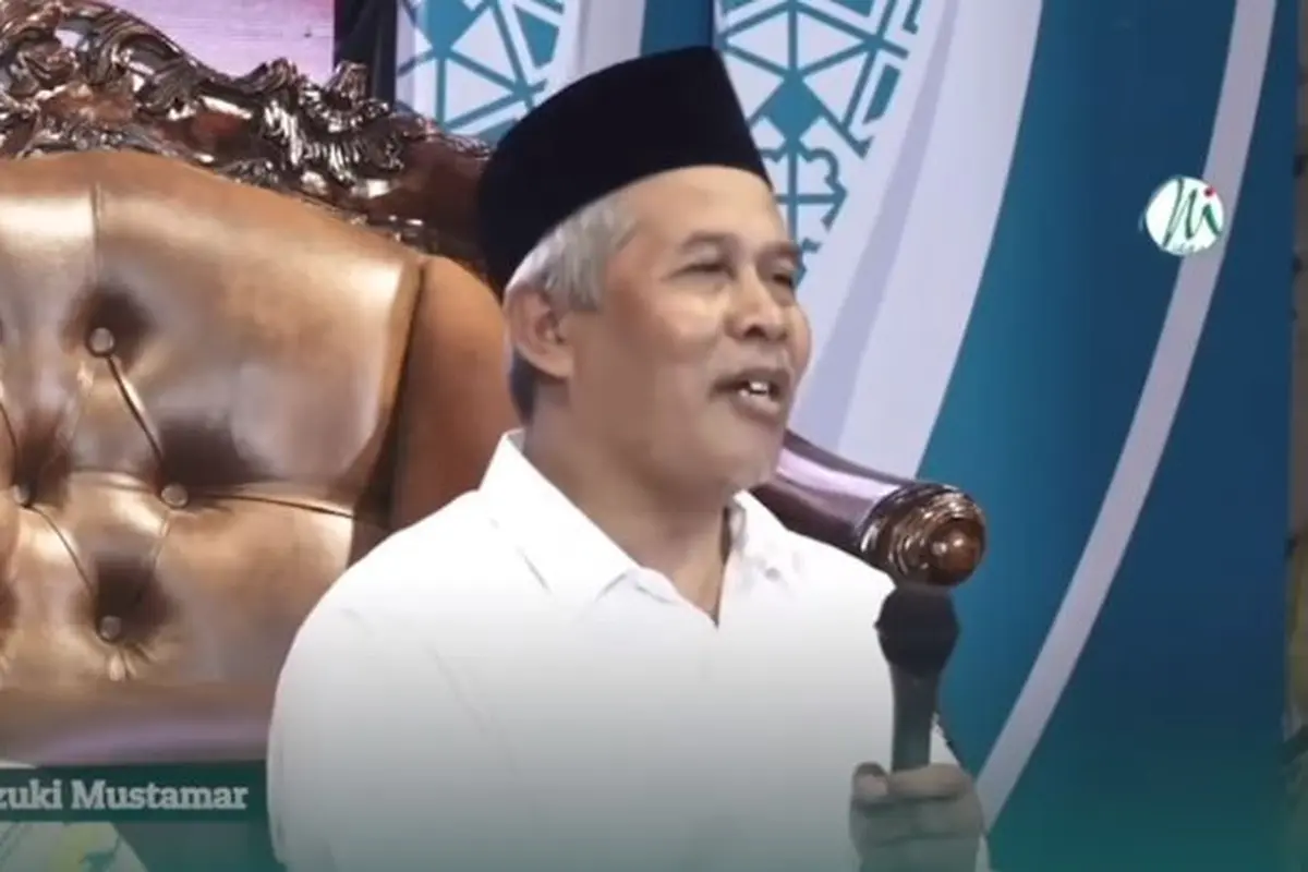 KH Marzuki Mustamar, Ketua PWNU Jawa Timur. (Foto: Liputan6.com/YouTube KH Marzuqi Mustamar Channel)