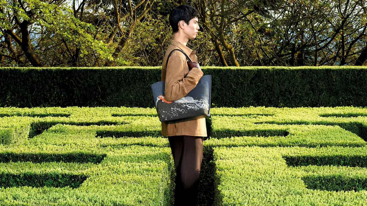 7 Item Fashion Wajib untuk Tampil Gaya Minimalis khas Arsitektur Italia Khas 50an di Koleksi Furla Fall Winter 2023