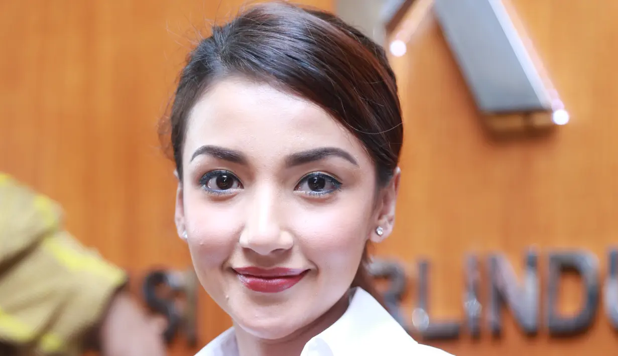 Sebagai seorang ibu yang telah melahirkan anak-anaknya, ia akan terus memperjuangkan haknya. Apalagi kedua anaknya masih berusia balita. (Adrian Putra/Bintang.com)