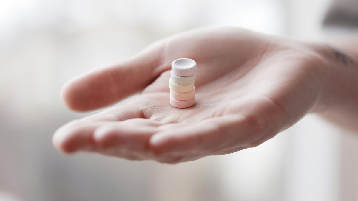 Obat Pereda Nyeri Menstruasi: Harus atau Jangan Diminum?