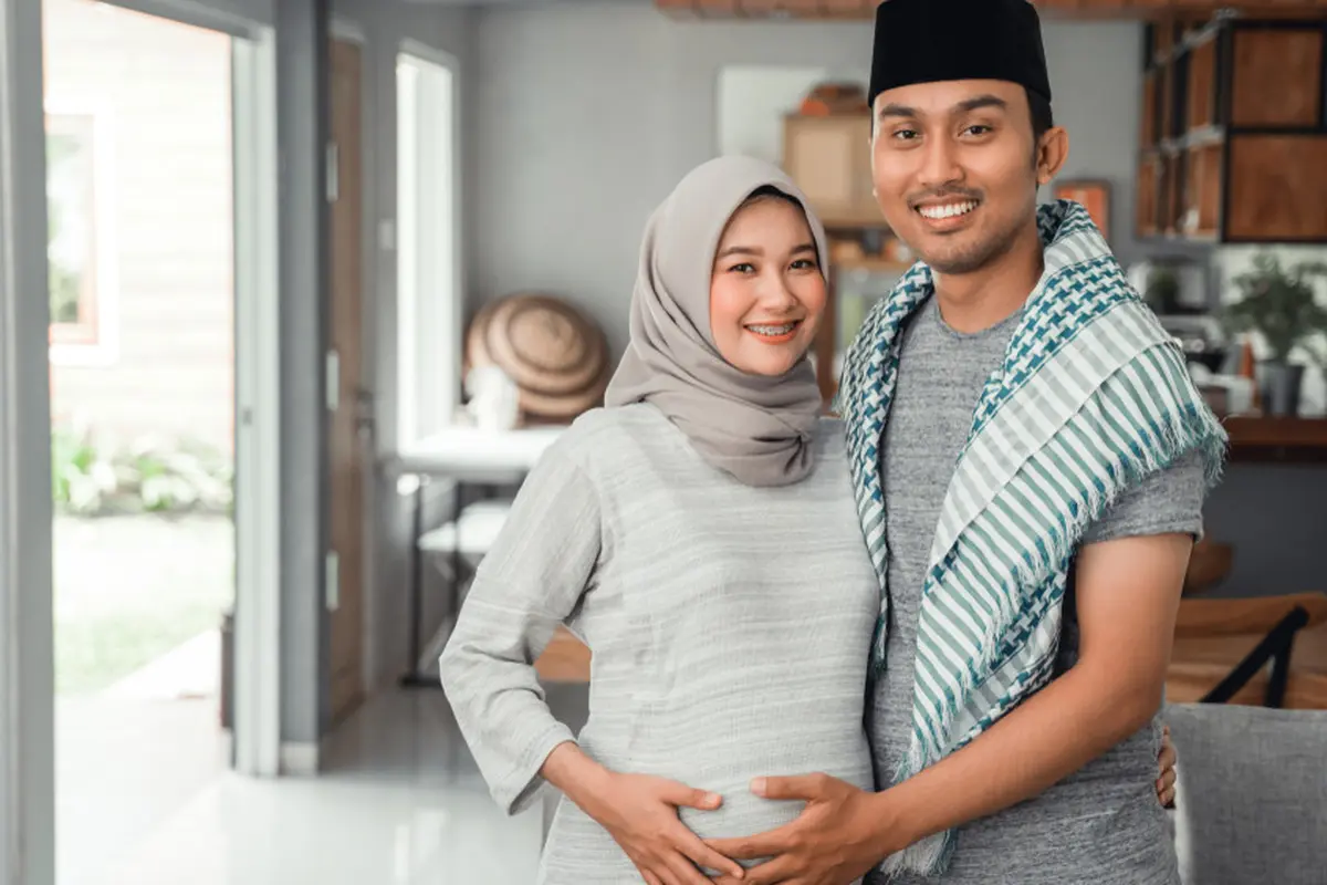 pasangan suami istri ibu hamil