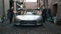 Batman Bakal Pakai Mobil Canggih Mercedes-benz, Begini Wujudnya (Foto:Carscoops)