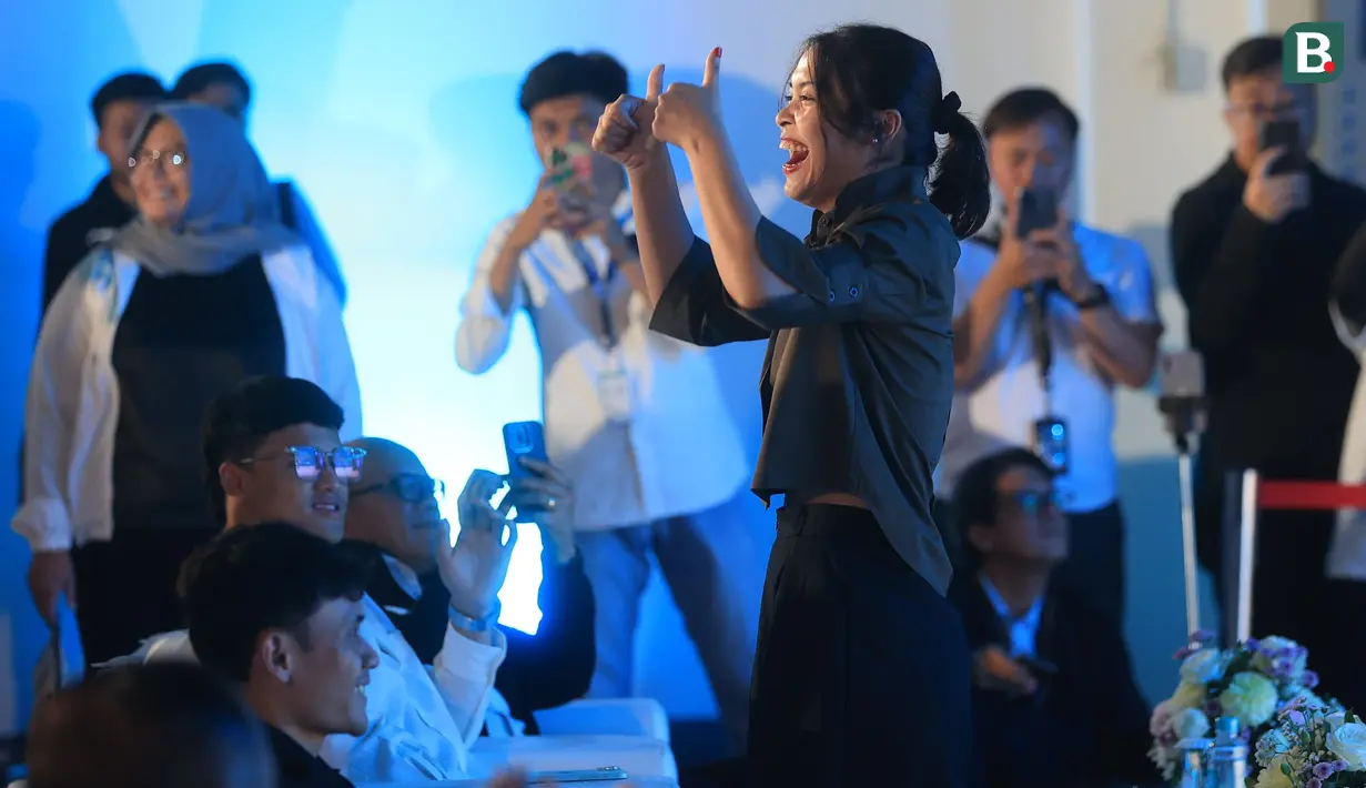 Pebulu tangkis tunggal putri Indonesia, Gregoria Mariska Tunjung saat menghadiri acara apresiasi kepada atlet peraih medali Olimpiade 2024 di Pos Bloc, Jakarta, Senin (2/9/2024). (Bola.com/M. Iqbal Ichsan)