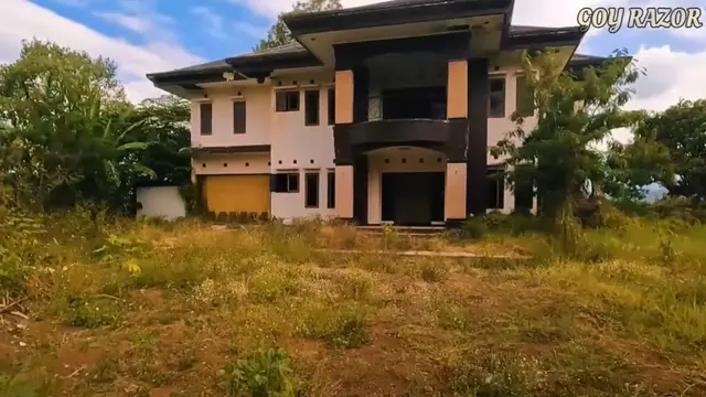 Rumah Nadia Vega di Bandung (YouTube/Goy Razor TV)