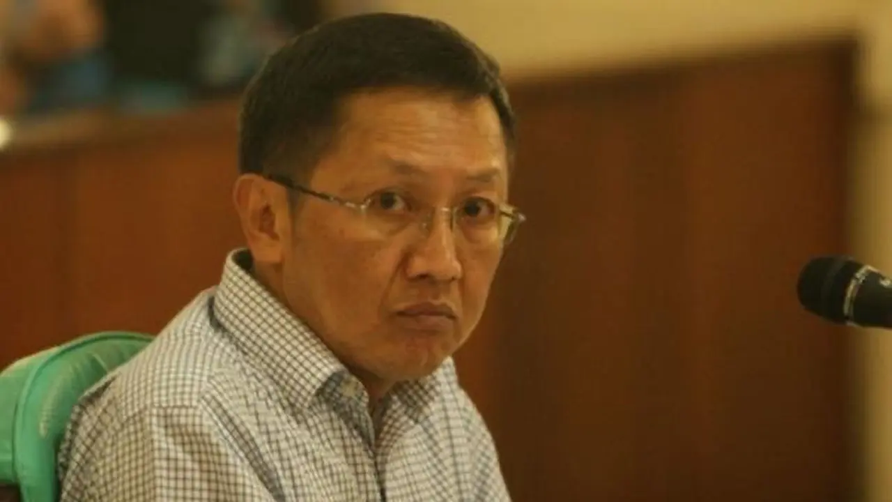 Buronan Kelas Kakap Adelin Lis Bebas