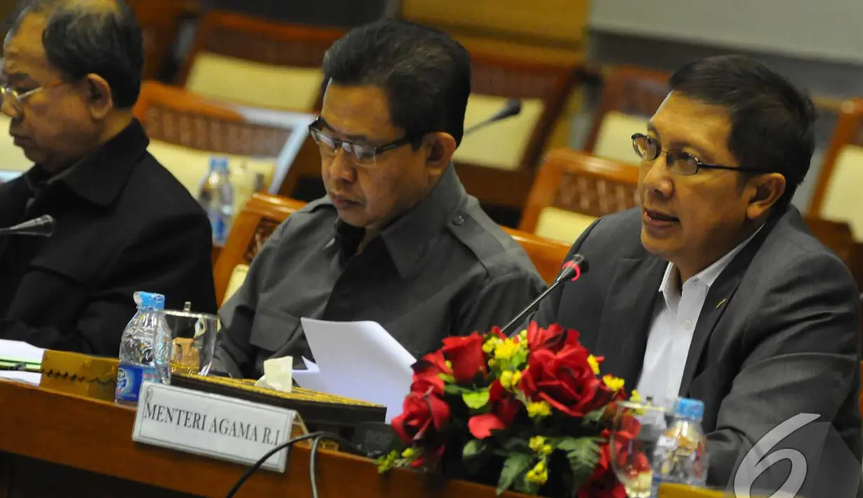 Menteri Agama Lukman Hakim Saifuddin menyatakan mulai saat ini masyarakat yang ingin menikah tidak perlu mengeluarkan biaya nikah, Jakarta, Senin (25/8/2014) (Liputan6.com/Andrian M Tunay)