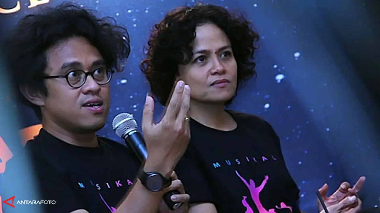 riri-riza-&-mira-lesmana-130705c.jpg