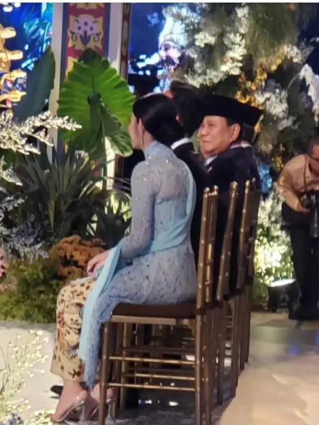 Kebaya Ibu Wakil Presiden Selvi Ananda yang Dikenakan di Awal Tahun 2025.