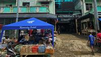 Kemendag Salurkan 100 Tenda ke Pedagang Terdampak Banjir di Pasar Kuala Simpang Aceh