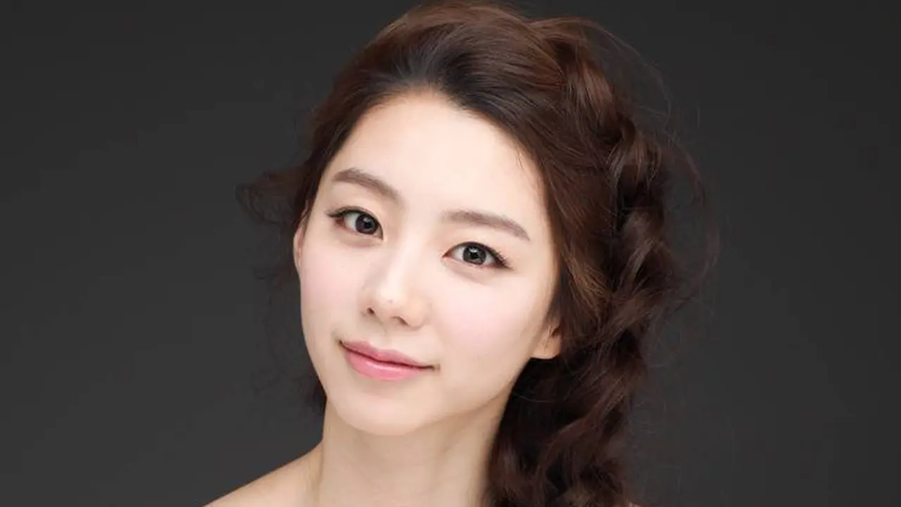 Park Soo Jin