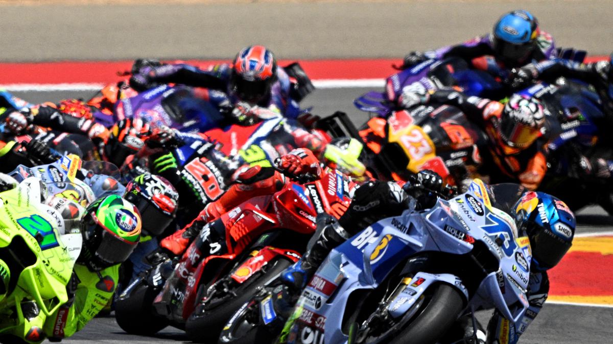 Kecelakaan di MotoGP Aragon 2025, Quartararo Ungkap Kelemahan Yamaha Musim Ini