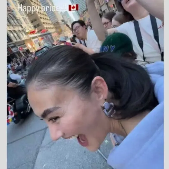 Agnez Mo Bikin Heboh, AntusiasTonton Parade Komunitas LGBT di Kanada