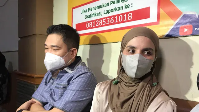 Aldila Jelita di sidang mediasi perceraian dengan Indra Bekti (Liputan6.com - M Altaf Jauhar)