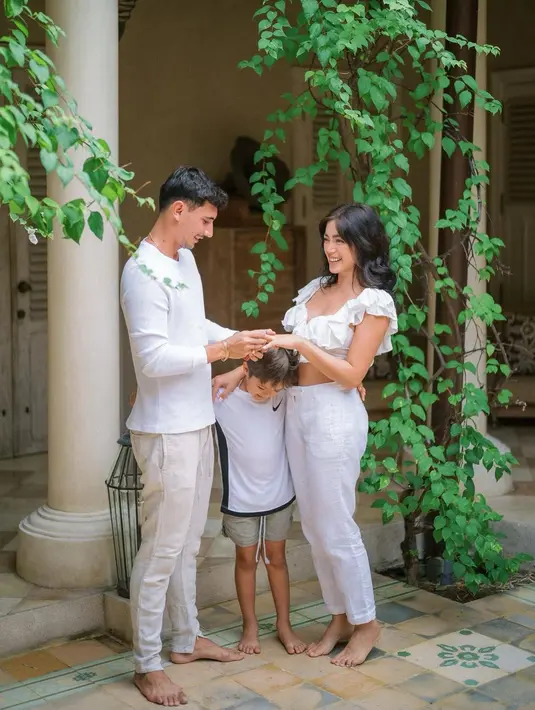 Jessica Iskandar Dilamar Vincent Verhaag (Instagram/inijedar)