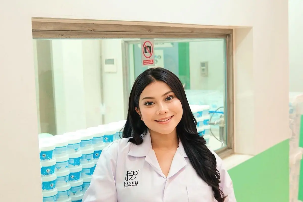 Selebgram Hanum Mega Unggah Momen Kelahiran Anak Kedua, Beri Pesan Menyentuh