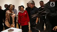 Pematung Dolorosa Sinaga berkolaborasi dengan Budi Santoso menggelar pameran di Gedung A Galeri Nasional. (Liputan6.com/Angga Yuniar)