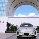 Hongqi Jadi Mobil Pertama yang Pakai Baterai Flash Charging BYD