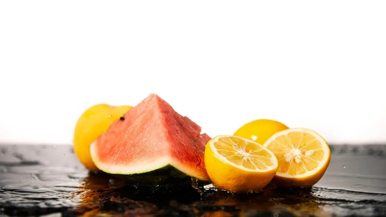 Buah dengan Kandungan Air