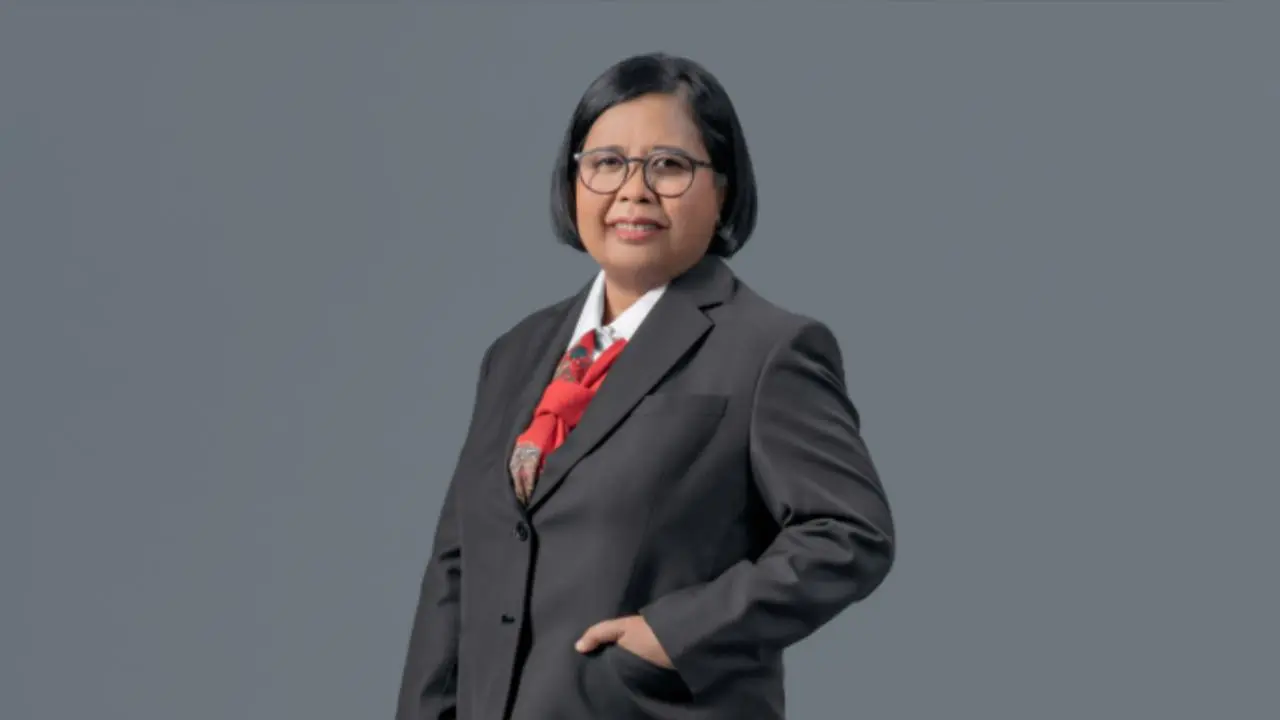 Pengukuhan Guru Besar di FEB Universitas Indonesia Rofikoh Rokhim di FEB Universitas Indonesia, Sabtu (13/3).